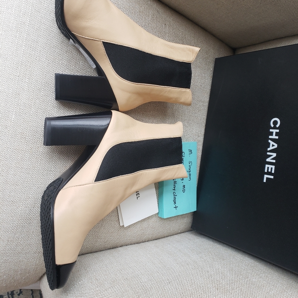 Authentic Brand New Chanel leather ankle boots - Picture 6 of 9